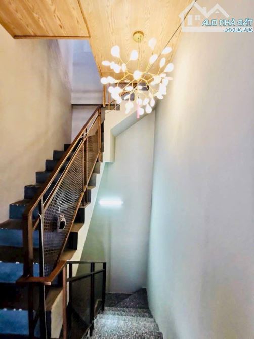 🔥MẶT TIỀN LÔ GÓC TÂN CẢNG - LANDMARK 81 - 40M (4x10) A4 4T BTCT - 45TR/TH - 16.9T TL - 6