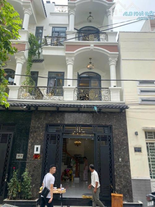 Bán nhà đẹp cổ điển, gần Vành Đai 2. Nhà 1 trệt 2 lầu, 4pn, hẻm cực rộng sạch đẹp - 6