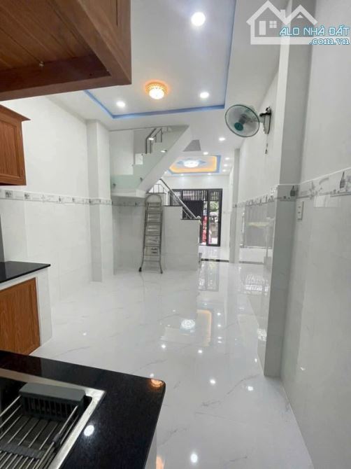 HUỲNH TẤN PHÁT- TT NHÀ BÈ- NHÀ ĐẸP-  SỔ RIÊNG-  39M²-2 TẦNG- 2,6 TỈ - - 6