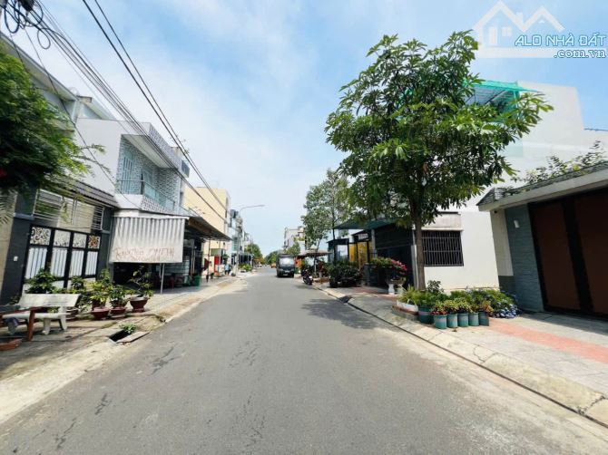 Giá bán 5,5 tỷ. Bán nhà 2 tấm mặt tiền kd kdc Bửu Long. Đường 8m. Sổ hoàn công 215m2. - 7