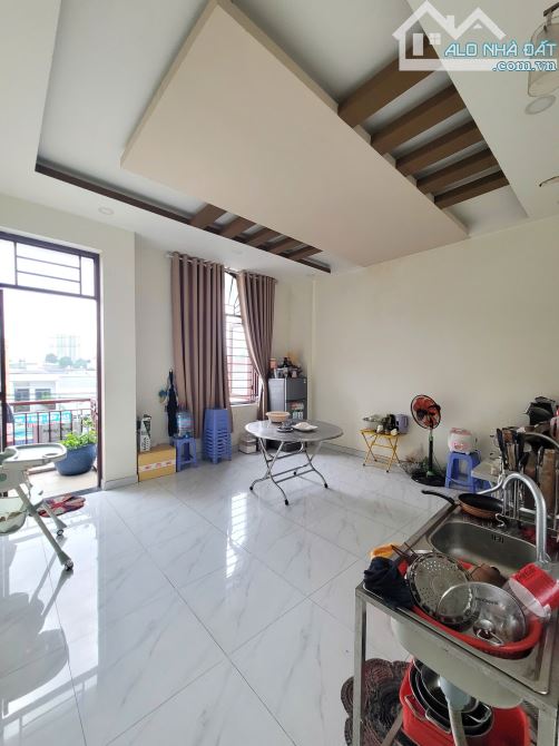 Bán nhà 1T3L 5x18m hoàn công, mặt tiền đường ĐT.743A p.Bình An, đang thuê 12tr/th - 7