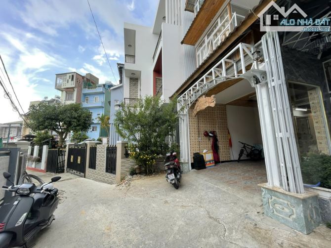 Bán Nhà 2 Mặt Tiền SRXD Hẻm Ô Tô An Dương Vương P2 - Đà Lạt - 83m2 Chỉ 7 Tỷ - 7