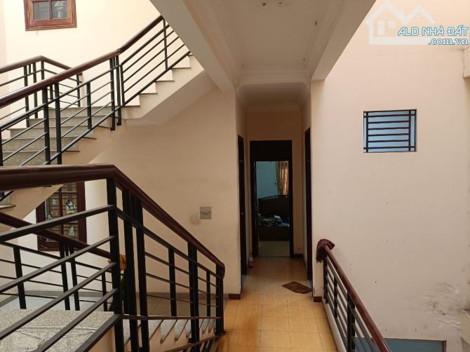 BIỆT THỰ SÂN VƯỜN ĐƯỜNG SỐ 36 TÂN QUÝ QUẬN 7  DT: 7.4/8*32M (260M2) – CHỈ 38 TỶ - 7