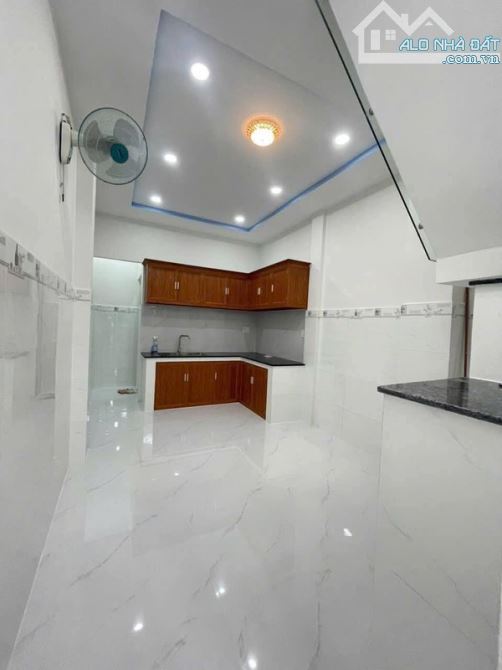 HUỲNH TẤN PHÁT- TT NHÀ BÈ- NHÀ ĐẸP-  SỔ RIÊNG-  39M²-2 TẦNG- 2,6 TỈ - - 7