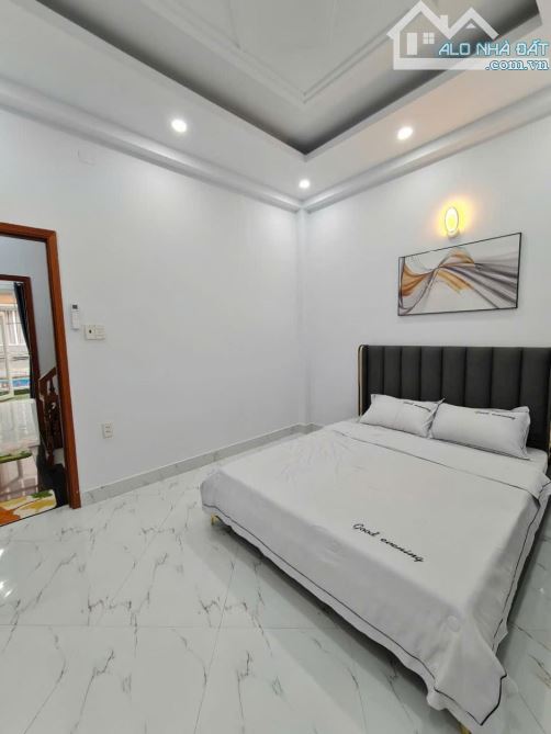 BÁN NHÀ PHAN HUY ICH, P12, GÒ VẤP - HXH 6M - 4 TẦNG 4PN - CHỈ 6.x TỶ - 8