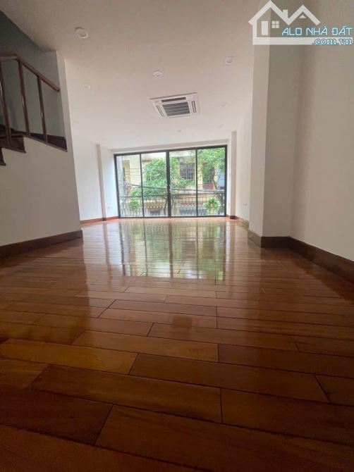 BÁN NHÀ PHÂN LÔ MẠC THÁI TỔ 68m2x7 TẦNG THANG MÁY - MT 5m - 34 TỶ - GARA ÔTÔ - KINH DOANH - 8