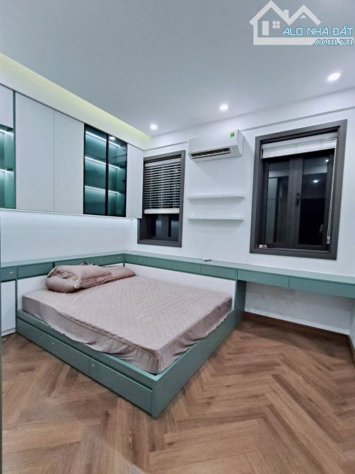 Biệt thự siêu đẹp KĐT Tân Tây Đô Đan Phượng. Sổ vuông 204m, 3 tầng MT12m Giá 33 tỷ - 9