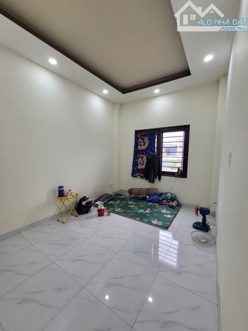 Bán nhà 1T3L 5x18m hoàn công, mặt tiền đường ĐT.743A p.Bình An, đang thuê 12tr/th - 9