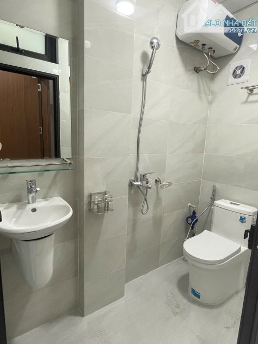 Cho Thuê CCMN 72 Tôn Thất Tùng Đống Đa 30m2 Studio 1N1K Giường Tầng Cửa Sổ Ban Công TM - 9