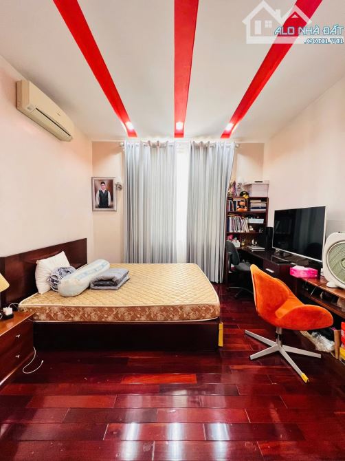 NGUYỄN VĂN LỘC MỖ LAO BIỆT THỰ TRỤC CHÍNH KINH DOANH SẦM UẤT TUYỆT ĐẸP 200m 48 TỶ - 9