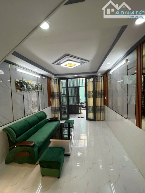 HUỲNH TẤN PHÁT- TT NHÀ BÈ- 32M²- 2 TÂNG-SỔ RIÊNG-  MỚI, ĐẸP- HẺM 1982- 2,9 TỈ - 9
