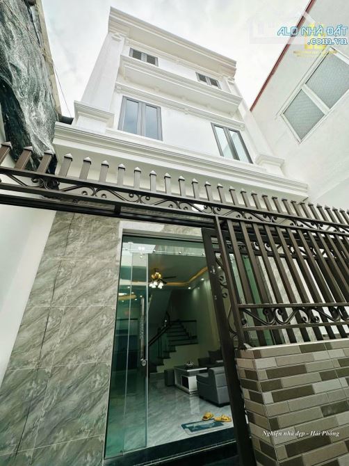 🌳Cần bán nhà 3 tầng ngõ 261 Trần Nguyên Hãn - Lê Chân, sân cổng riêng 46m² giá 2,86 tỷ