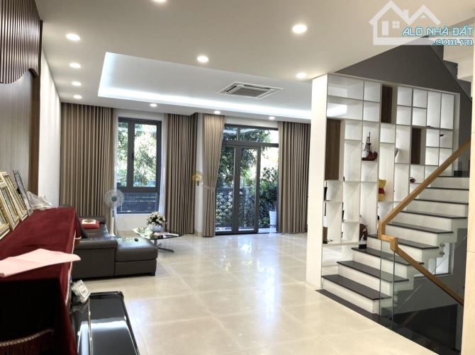 Bán Biệt Thự Khu 280 Lương Định Của,Q2 DT:140m2(7mx20m) Hầm 4 Tầng-Nhà Đẹp Có Thang Máy