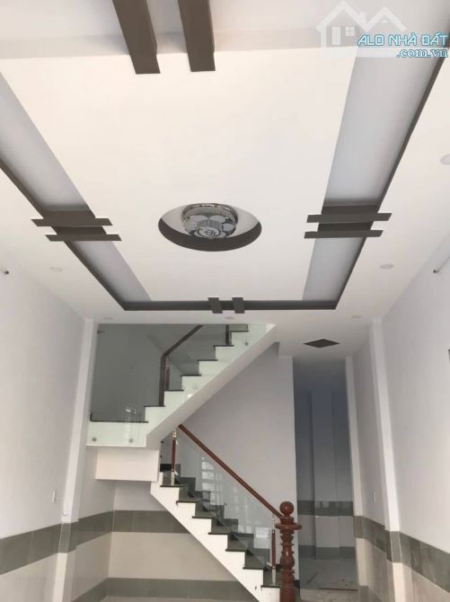 Siêu phẩm nhà HXH Đặng Thúc Vịnh, Hóc Môn.DT:112m2 .Chỉ 4.8 tỷ (TL)