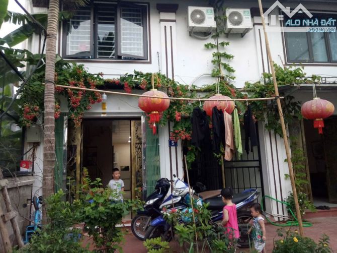THANH TRÌ, NHÀ ĐẸP 42M2, Ô TÔ ĐỖ CỬA 20M2 RA ĐƯỜNG QUÔC LỘ GIÁ