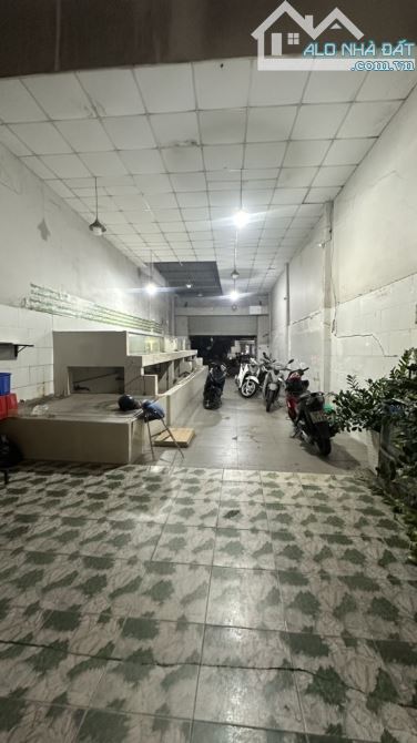 BÁN NHÀ MT ĐƯỜNG NGUYỄN XÍ, BÌNH THẠNH - 5Tầng 176M2 - ĐƯỜNG 20M - 35,2 tỷ