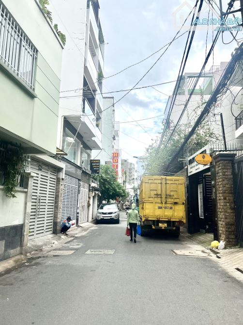 HXH Lê Văn Sỹ, Quận 3, 2 Tầng, DTSD 115m2, sổ nở hậu 4.2m, 5Pn, Ở/Xây CHDV, 9.85 Tỷ