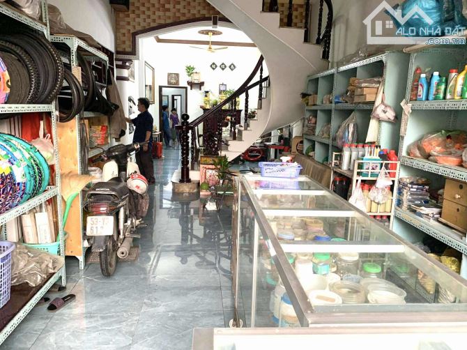 Ngộp Bank Gấp Bán giảm khủng. Mặt Tiền Kinh Doanh Phan Văn Hớn 167m2,3 Tầng giá cực sốc