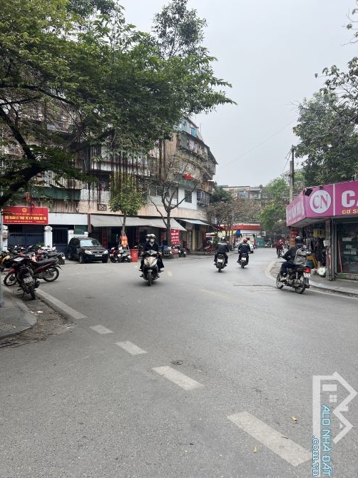 BÁN ĐẤT VỊ TRÍ VÀNG – TẠ QUANG BỬU – TRUNG TÂM BÁCH KHOA – 135m - MT 6,5M – 31.5 TỶ