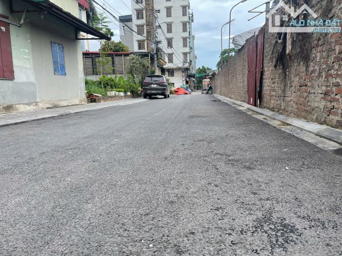 3 GÓC LÔ THOÁNG. TẠI KIM CHUNG ĐÔNG ANH. DT: 60M
