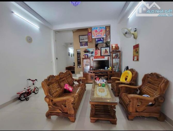 💥 Bán nhà “2 TẦNG 2 MÊ” gần Bệnh Viện Đa Khoa, DT 60m2 – 3PN, nhỉnh 3 tỷ