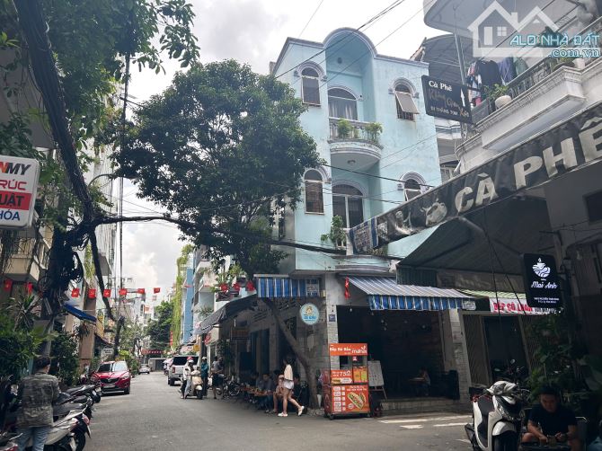 Lô góc cực đẹp K300 tiện kinh doanh sầm uất, vài bước chân ra Nguyễn Thái Bình, 16,5 ty TL