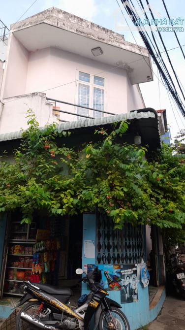 NHÀ LÔ GÓC ĐANG KINH DOANH – XE TẢI TRÁNH – CHỦ CẦN BÁN GẤP CHỈ 3.65 TỶ