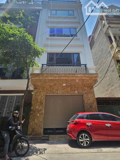 Bán nhà Mạc Thái Tổ - Cầu Giấy DT 70m2, 7 tầng, mt5m, nhỉnh 33 tỷ