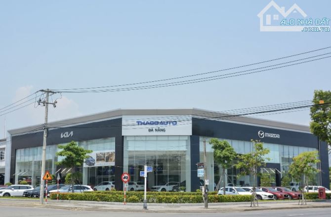 Cho Thuê Mặt Bằng Góc 3MT Lớn Ngang 50M Gần Siêu Thị GO Quang Trung