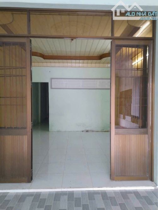 Cần Tiền Chủ Cần bán nhanh Căn nhà ở 129m2 Sổ Hồng Riêng ngay Giồng Cát Tân PhúTrung