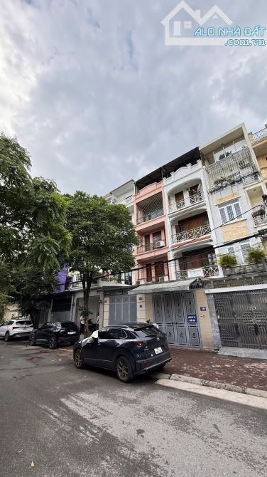 Nhà Cầu Giấy, Vũ Phạm Hàm, Mạc Thái Tông Dt: 90m2, 5 tầng, mt4.2m, chào 39.x tỷ