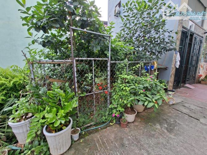 BÁN ĐẤT BÁT KHỐI ĐẸP Ô TÔ TRÁNH . 50M .MT 5. NHỈNH 5 TỶ