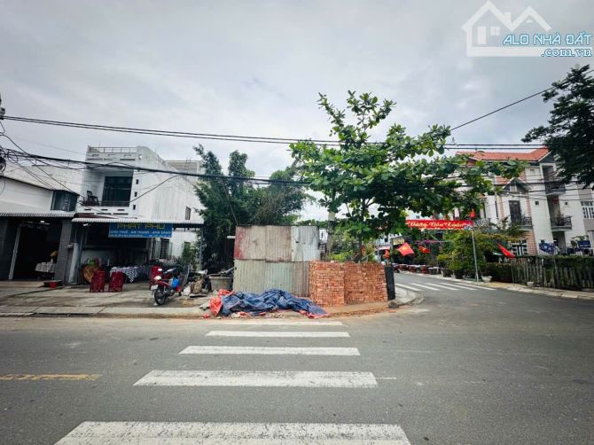 CC CẦN BÁN LÔ GÓC 333M2 2 MẶT TIỀN SƠN THỦY 8 & HẢI TRIỀU CHỈ 20 TỶ