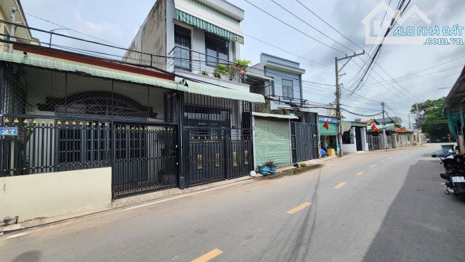 58.7m2 nhà MT kinh doanh 3,79 Tỷ, p.Tân Đông Hiệp, Tp.Dĩ An
