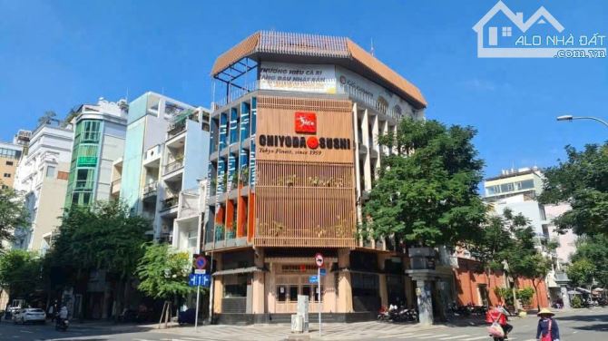Siêu hiếm MT Trần Hưng Đạo Quận 1.DT.11.70 x 22m = 230m2 - 3 tầng.. HĐT 400 tr- giá 130ty