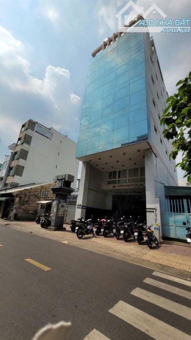 GIẢM 7 TỶ! BÁN TÒA NHÀ 1069M2 HẦM 8 TẦNG GẦN TRẦN HƯNG ĐẠO, QUẬN 5
