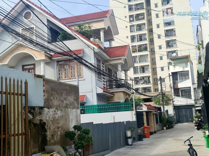 BIỆT THỰ LÔ GÓC 3 TẦNG - DT 1188M² (NGANG 21M) FULL THỔ CƯ- ĐƯỜNG 339, PHƯỚC LONG B