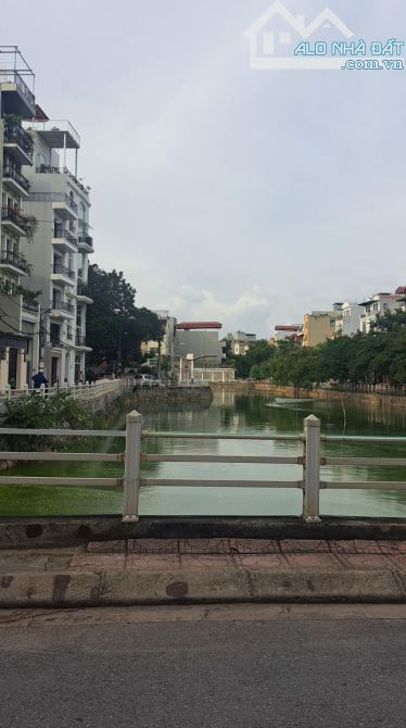 ĐẤT GIA THƯỢNG-VIỆT PHÁP-NGỌC THUỴ 52M2 MT:4M NỞ HẬU FULL THỔ CƯ KHÔNG QH,KHÔNG LỖI PHONG