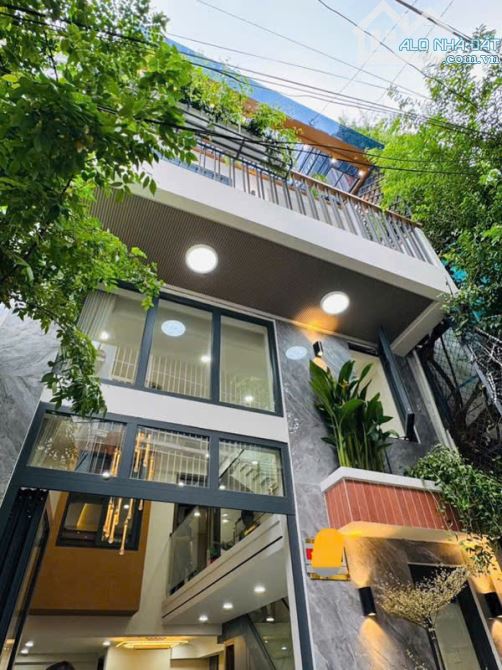 Chợ Bà Chiểu- Nhà Mới Ở Ngay- 3 Tầng 36m2- Ngang 4,7m Nở Hậu- 3PN-  Chỉ 7 Tỷ 168 (TL)