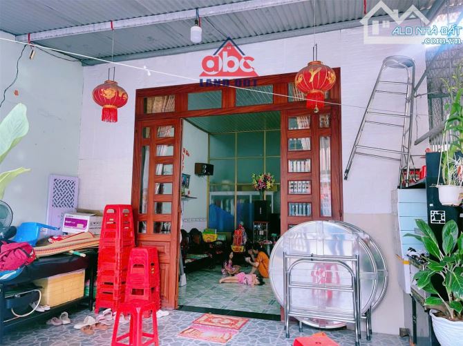👉 Bán nhà 221m² Long Bình Biên Hoà – 5 phòng ngủ – sổ riêng thổ cư – giá chỉ 3,7 tỷ
