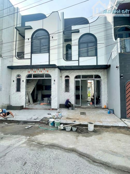 NHÀ ĐẸP MẶT TIỀN ĐƯỜNG TÔ VĨNH DIỆN CẦN THƠ GẦN ĐẠI HỌC FPT, BV NHI ĐÔNG