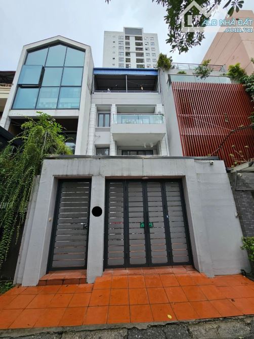 Nhà đẹp ở luôn Khuất Duy Tiến Thanh Xuân Sổ vuông117m 4 tầng MT6m2 Giá 29tỷ Ngõ ô tô tránh