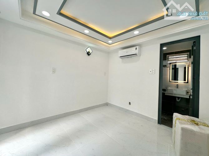 Bán nhà 3 tầng, 43m2, 4PN, gần MT Đoàn Thị Điểm, 8.6 tỷ - 10