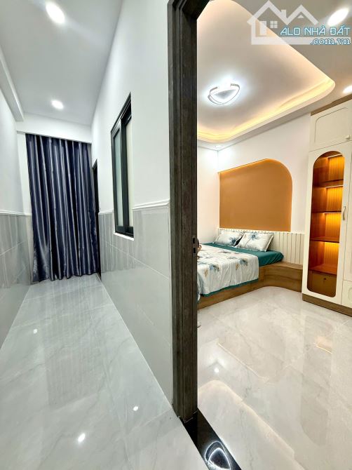 Chính chủ bán nhà Huỳnh Văn Bánh 2 MT, ngang 4.6m, 59m2, giá chỉ 8.2 tỷ - 11