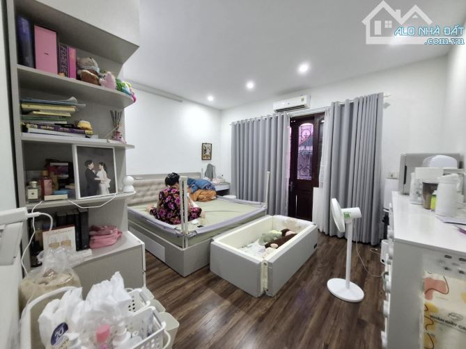 Bán nhà phân lô ô tô tránh  Trần Quốc Hoàn 58m 4 tầng mt 5m - 1
