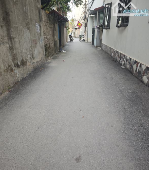 Bán đất Đông Mỹ, Thanh Trì, 56m2, mặt ngõ thông ô tô, giá 5,2 tỷ - 1