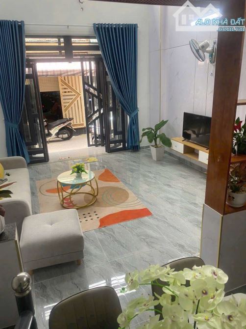NHÀ 3 TẦNG ĐÚC SIÊU ĐẸP, 41M2, 4PN, 3WC, HXH THÔNG, GẦN BỆNH VIỆN Q.12, CHỈ 4.3 TỶ TL - 1