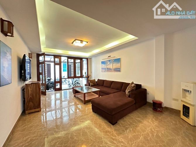 CHO THUÊ NHÀ PHỐ TRỊNH CÔNG SƠN-TÂY HỒ-DT 71M, 4T, 4PN, 4WC,FULL ĐỒ-CHỈ 22TR - 1