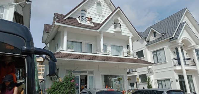 VILLA SÂN VƯỜN 375M2 NỘI KHU SANG TRỌNG NGAY CẠNH THUNG LŨNG TÌNH YÊU ĐÀ LẠT - 1