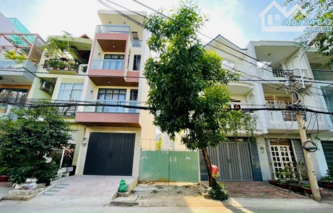bán gấp đất MT view công viên đường 14m KDC Nam Long Quận 7 - DT: 4x20m - giá: 8.5 tỷ - 1